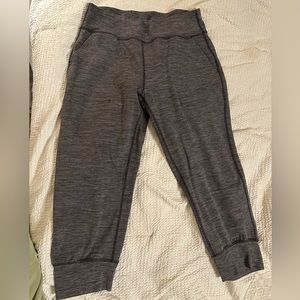 Heathered Lululemon cropped align joggers.